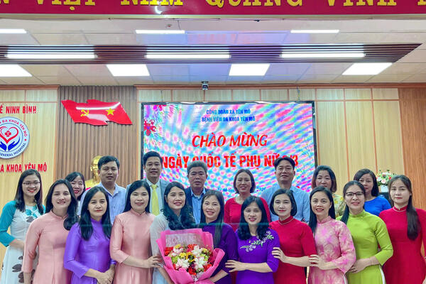 Chào mừng ngày Quốc tế Phụ nữ (8.3)
