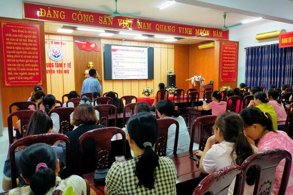 Tập huấn về “Kỹ năng giao tiếp ứng xử”